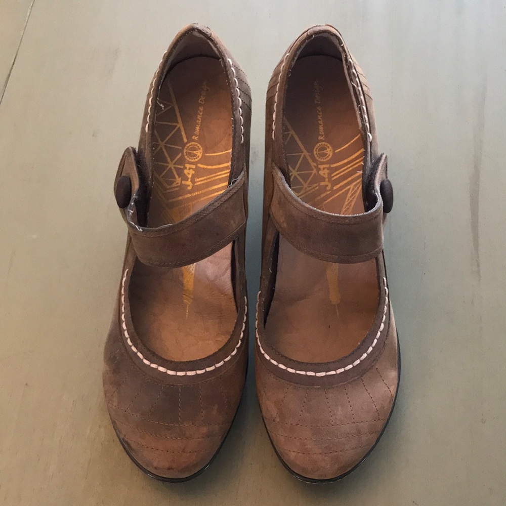 Brand new J-41 heels sz 10